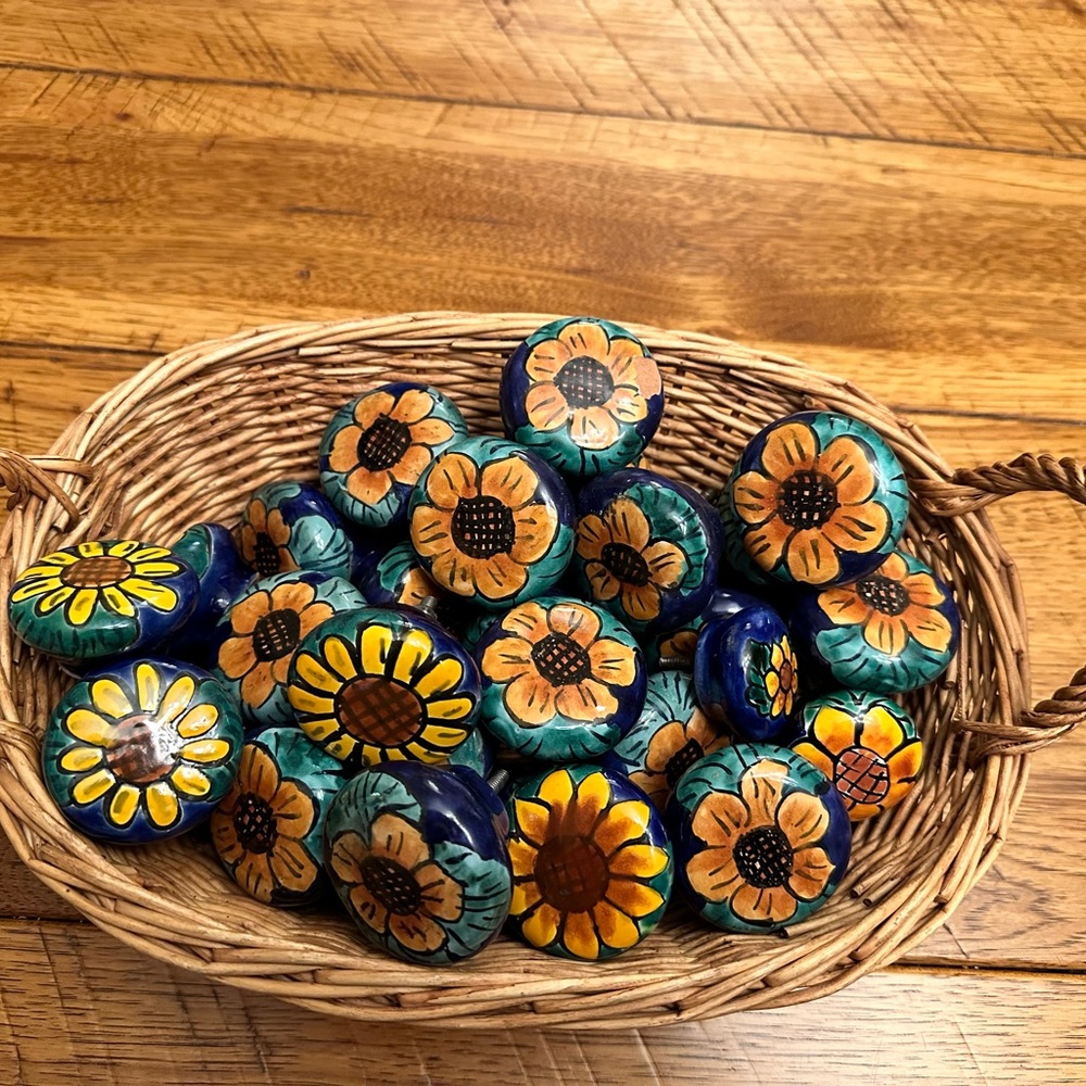 Talavera Matching Knobs-28 Total